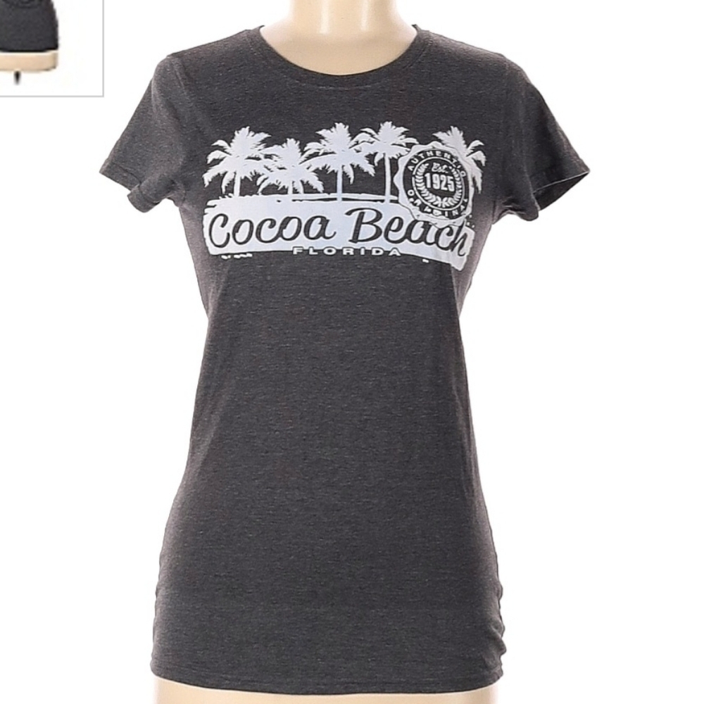 Delta Ringspun Cocoa Beach Florida Grey Graphic T-Shirt Tee Women’s Medium M EUC